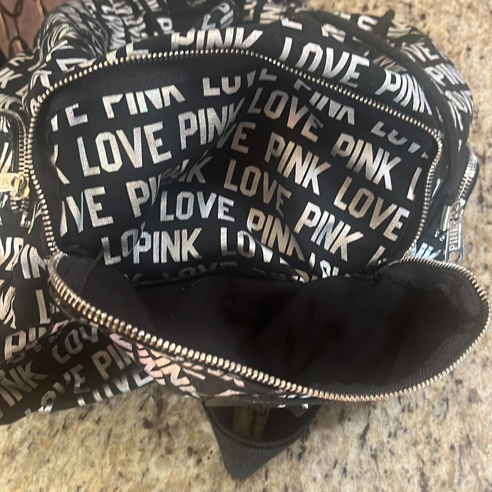 Mint condition Victoria’s Secret pink vintage backpack - Picture 6 of 8